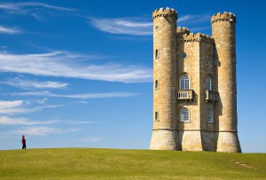 800px-Broadway_tower_edit